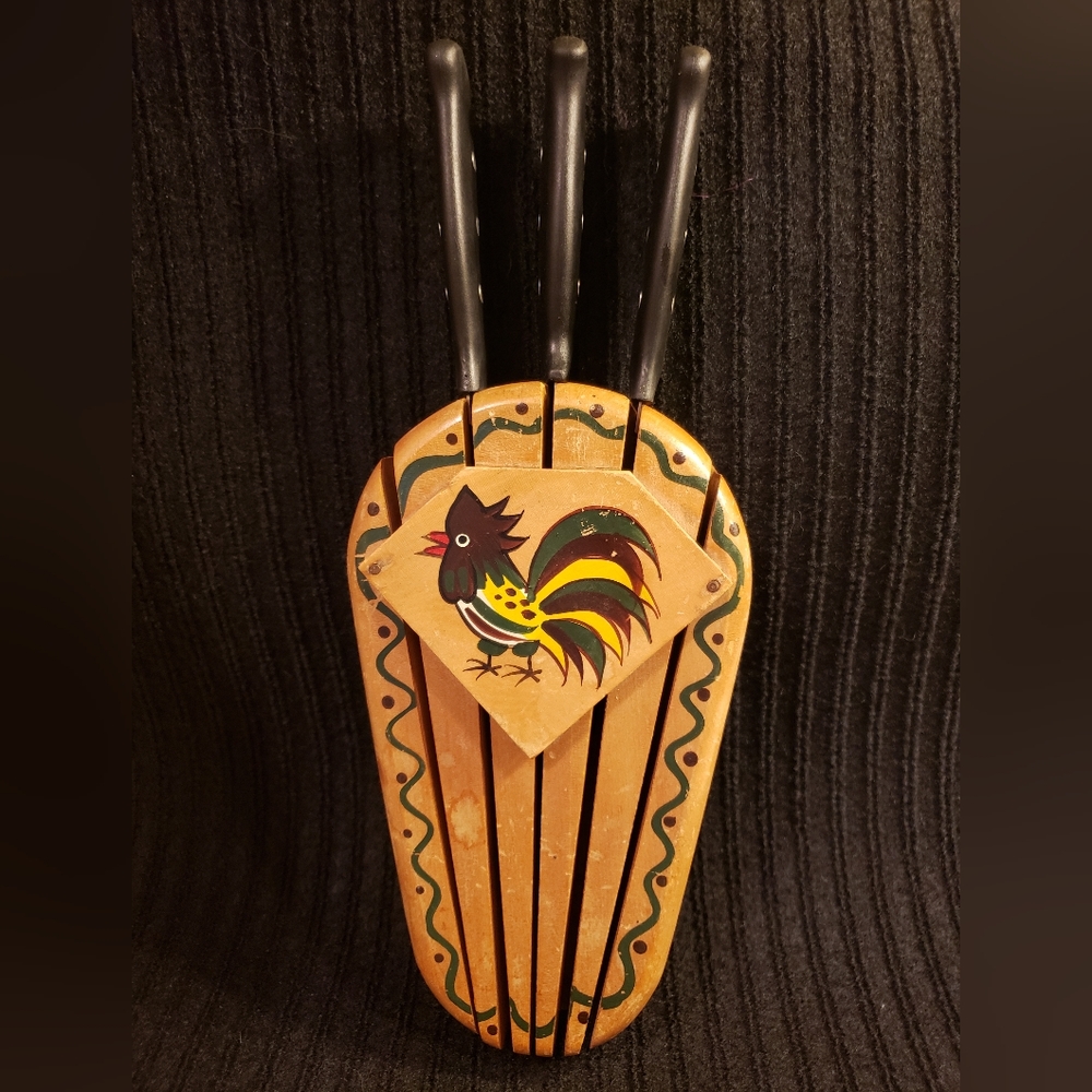 Vintage Handpainted Wall Hanging Rooster Wooden Knife Block